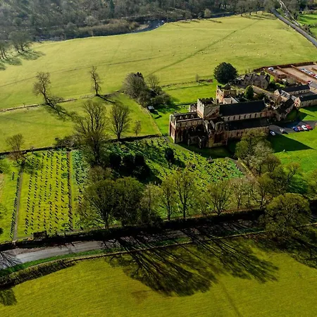 Bed & Breakfast Abbey *