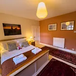 Bed & Breakfast Abbey *